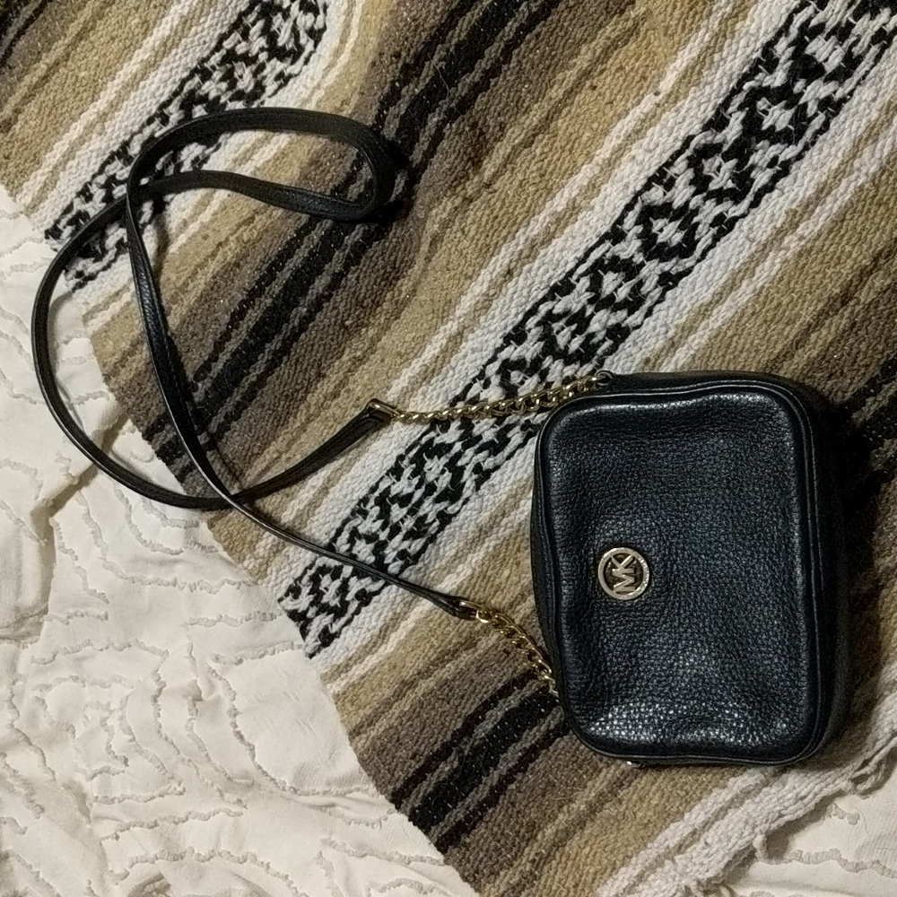 Mini Crossbody Gold Chain